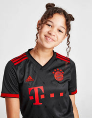 FC Bayern Munich 2022/23 Third Shirt Junior Full Set T-shirt & short - Football DXB