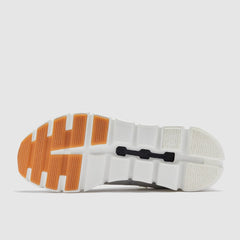 On Women’s Cloud 6 Versa