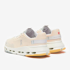 On Women’s Cloudnova Form 2