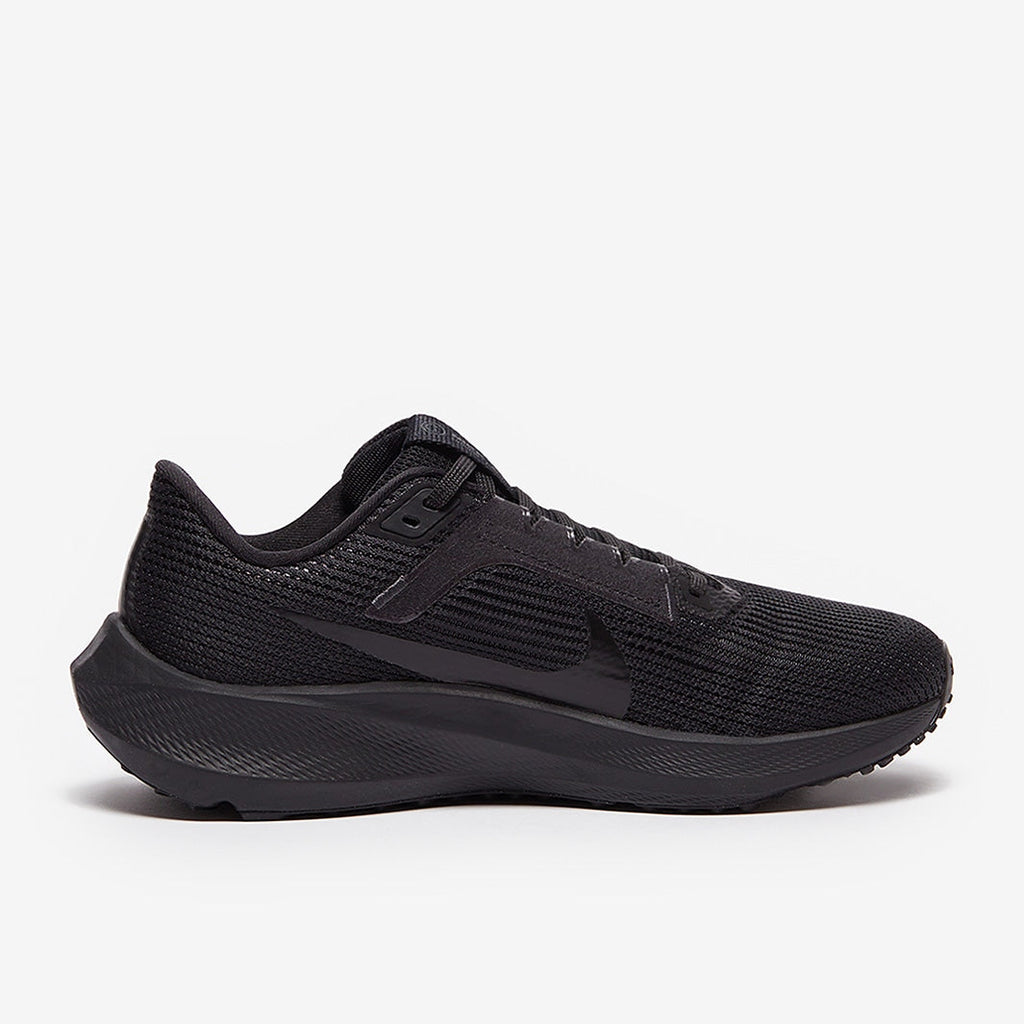 حذاء نايكي إير زوم بيغاسوس 40 النسائي