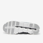 في قمة السعادة