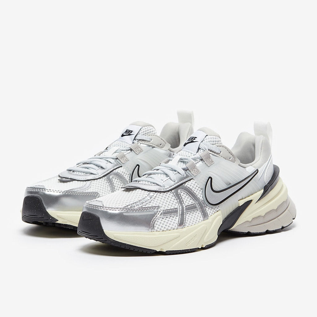 نايكي للنساء V2K للجري