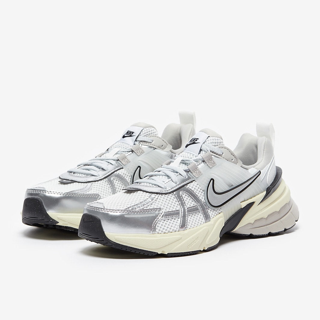 نايكي للنساء V2K للجري