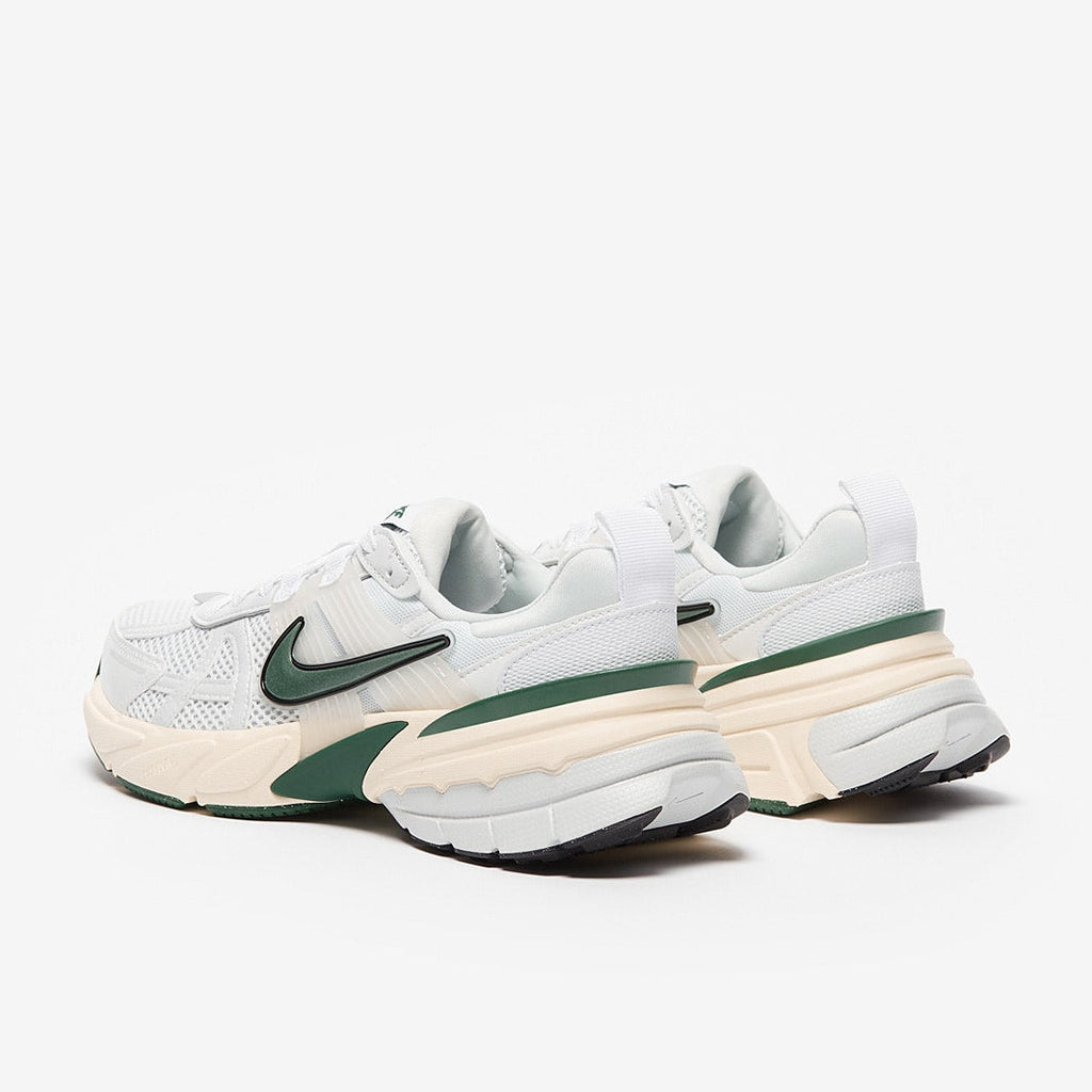 نايكي للنساء V2K للجري