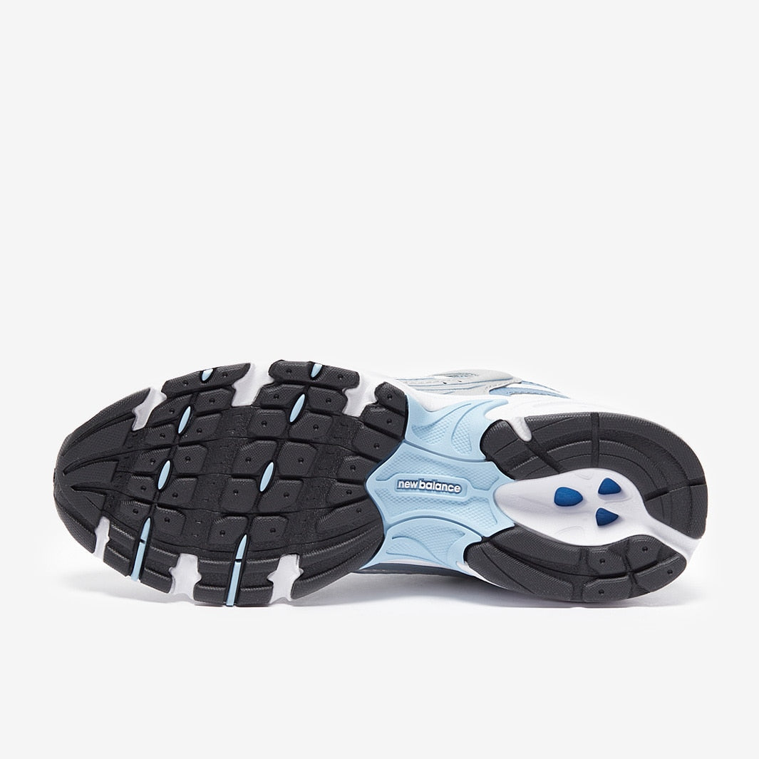 حذاء نيو بالانس النسائي 530