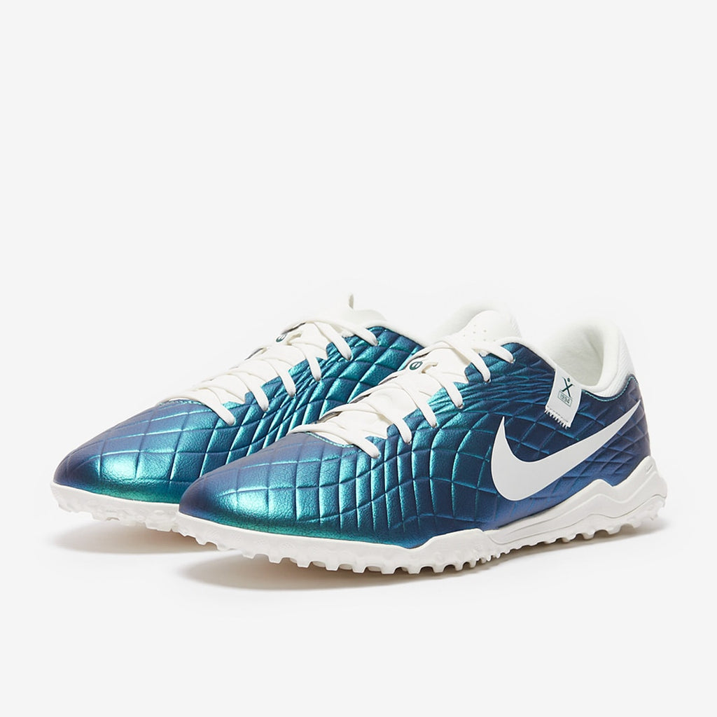 حذاء نايكي تيمبو ليجند 10 أكاديمي تي إف