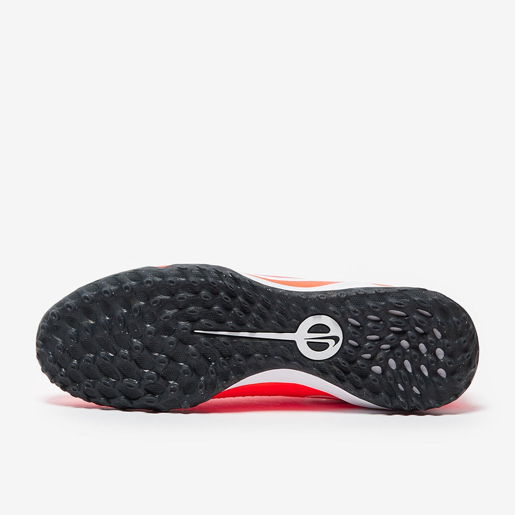 حذاء نايكي تيمبو ليجند 10 برو تي إف