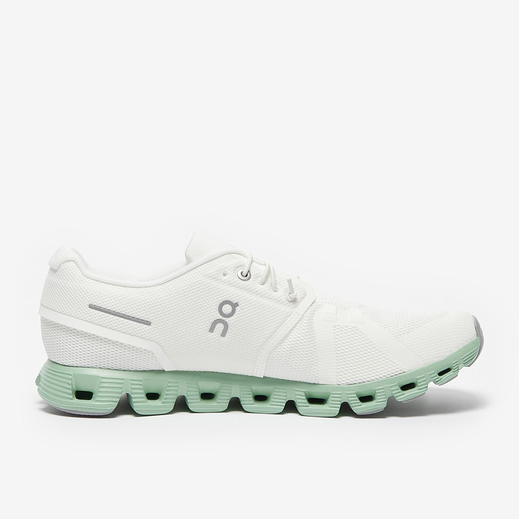 في قمة السعادة صورة ثانوية