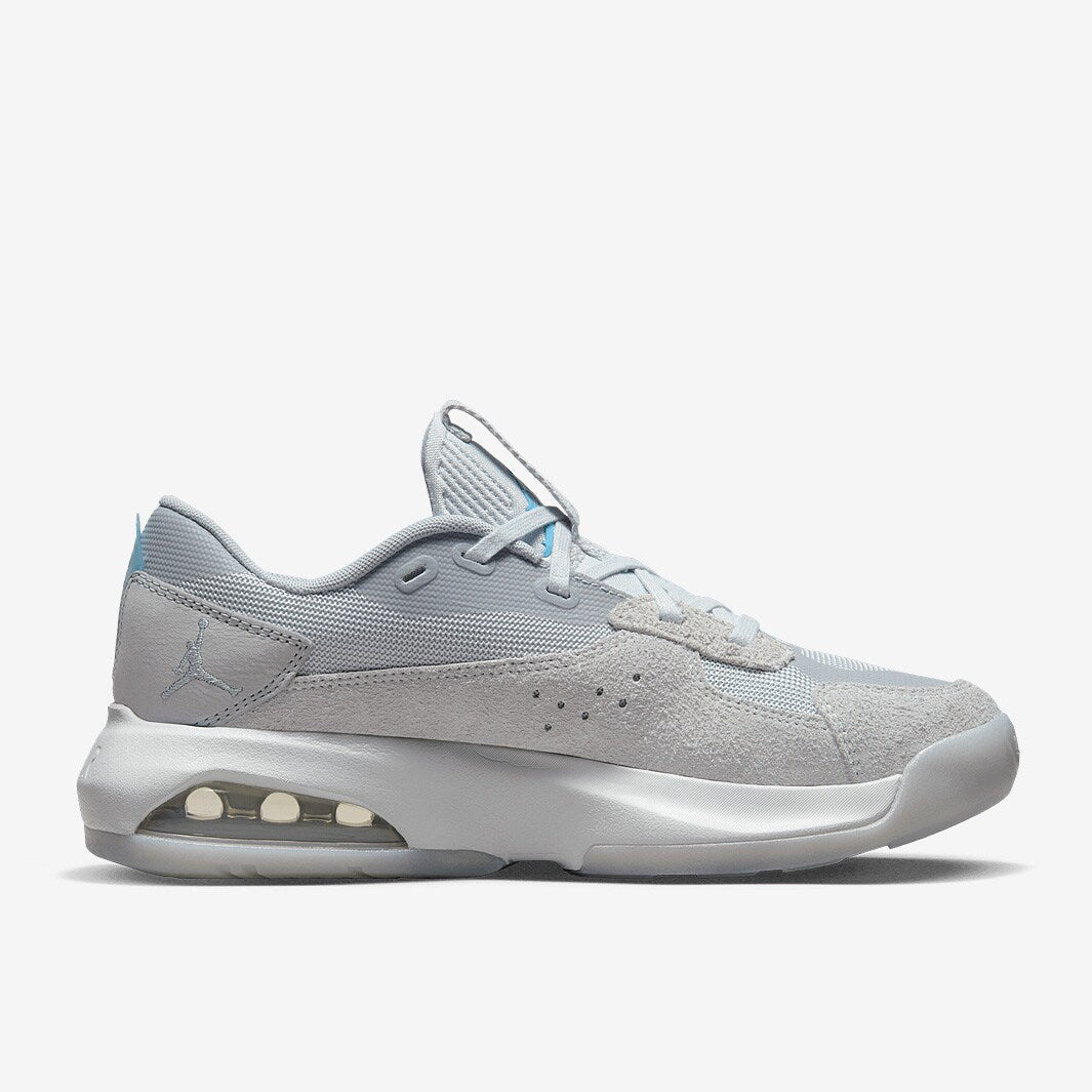 حذاء جوردان إير 200E