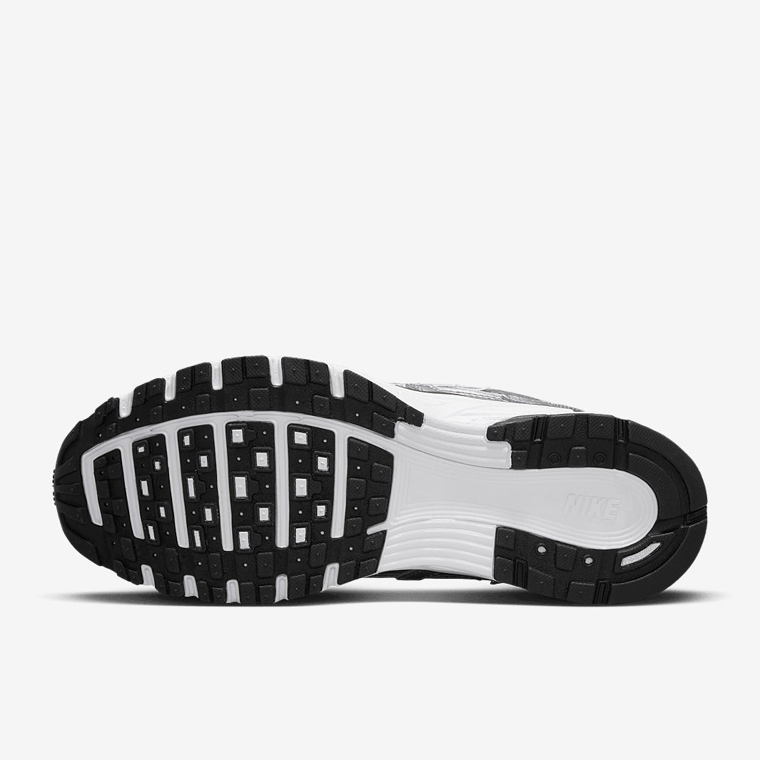 Nike Sportswear Womens P-6000