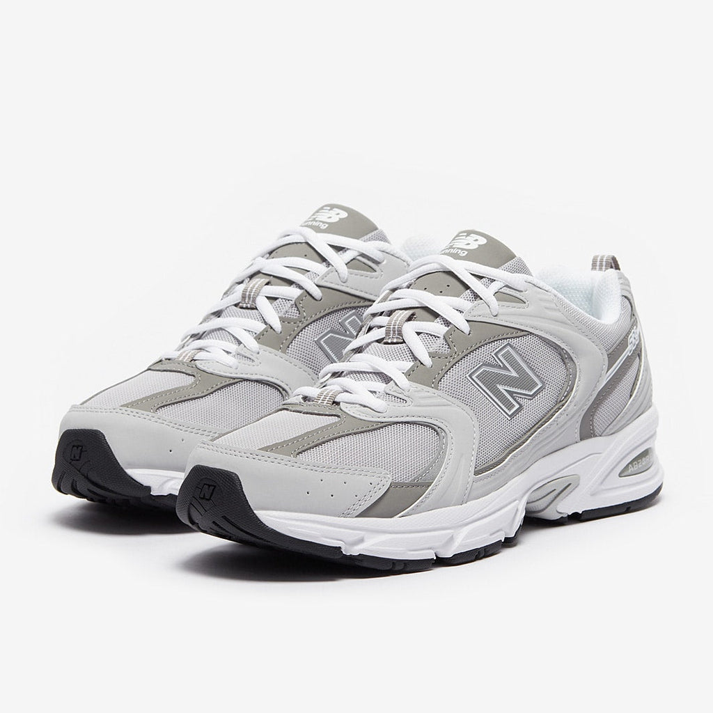 حذاء نيو بالانس النسائي 530