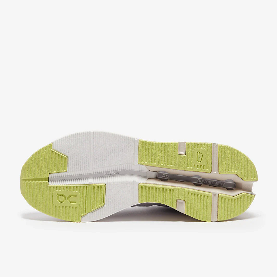 اون  منصة Cloudnova Flux النسائية