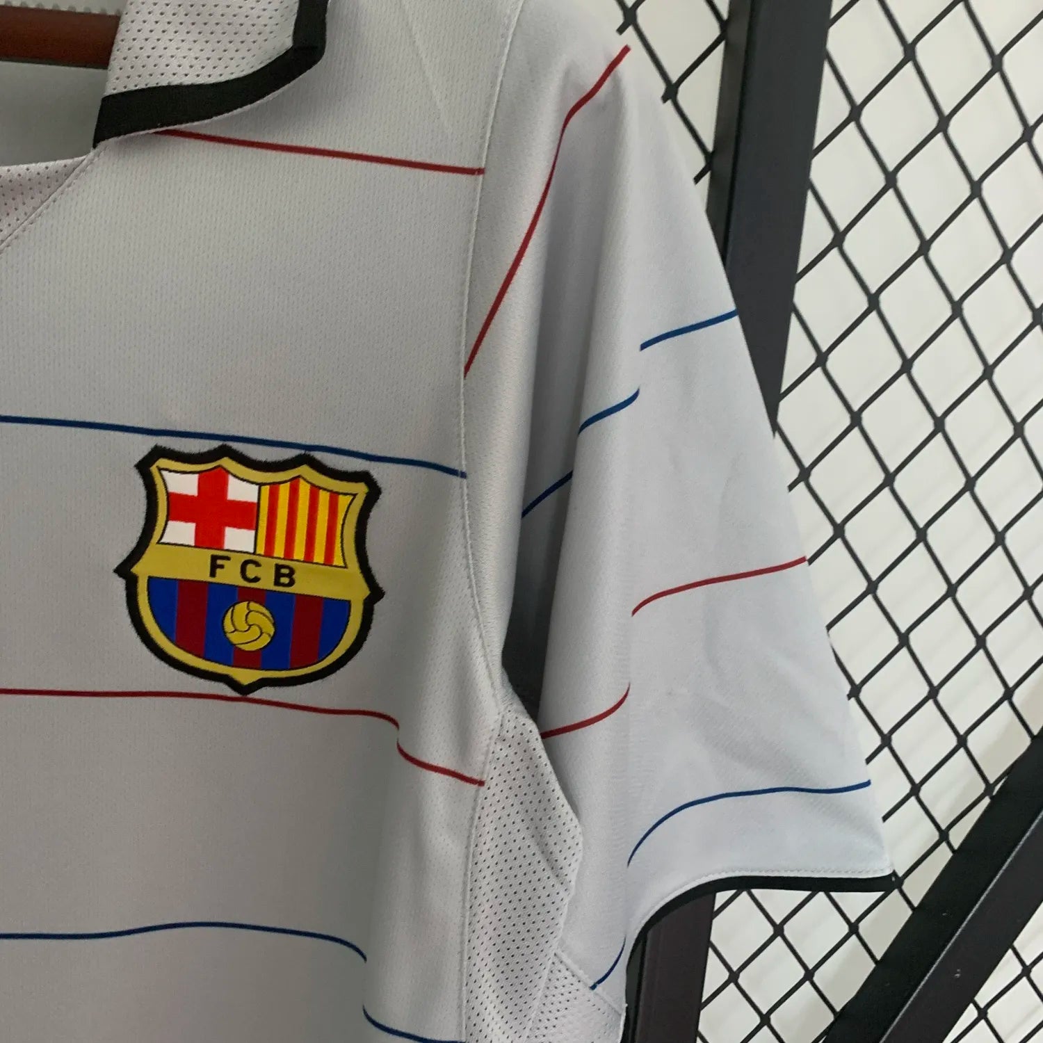 Barcelona 2003-04 Away Kit
