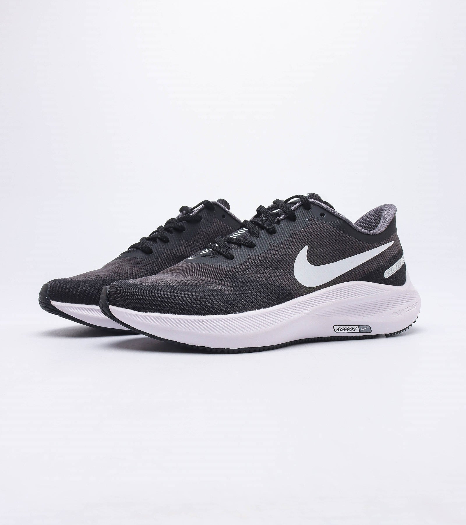 Nike Downshifter 10  Running Shoes