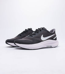 Nike Downshifter 10  Running Shoes