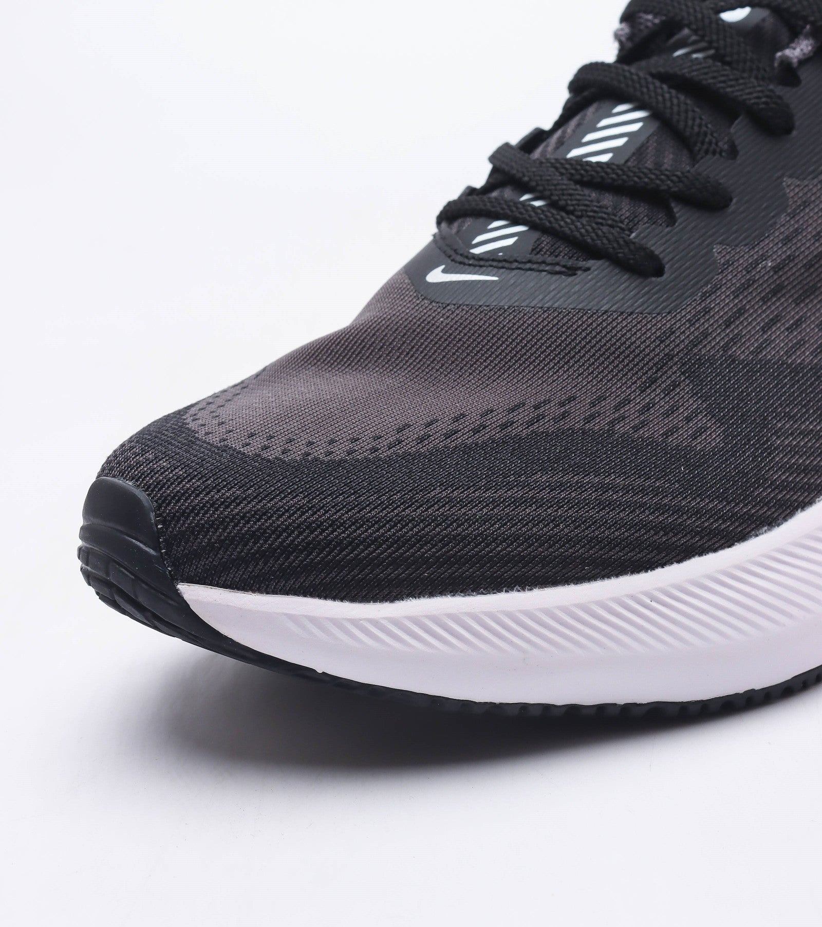 Nike Downshifter 10  Running Shoes