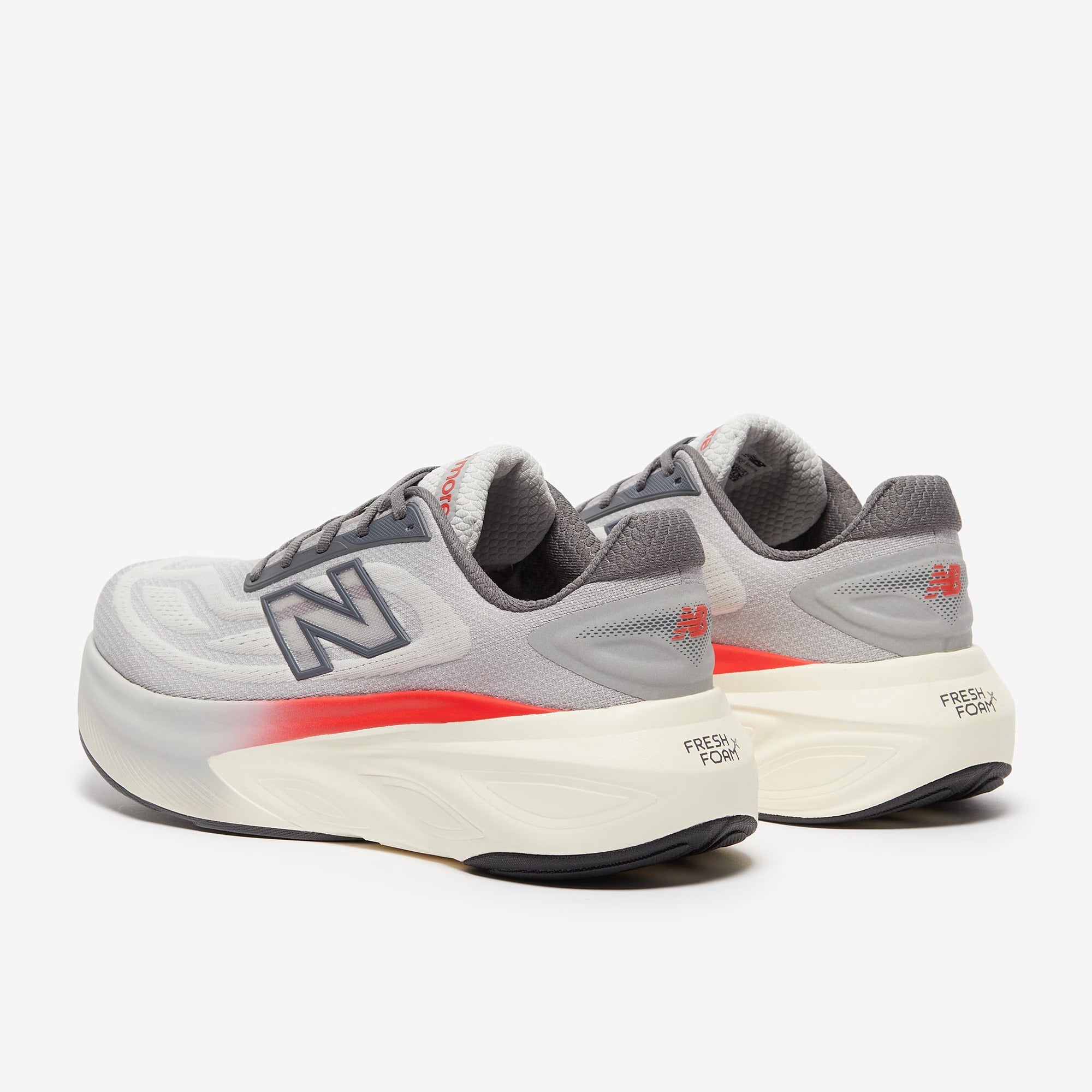 نيو بالانس فريش فوم إكس مور V6
