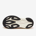 حذاء نيو بالانس النسائي فريش فوم إكس مور الإصدار السادس