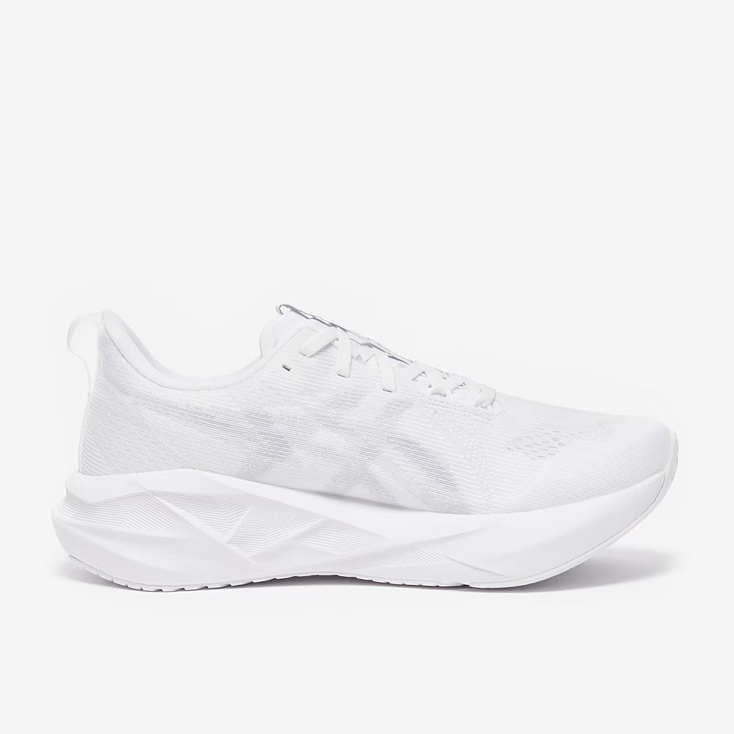 حذاء أسيكس نوفابلاست 5 صورة ثانوية