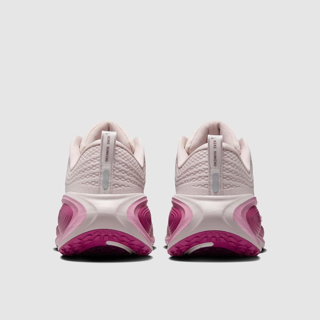 حذاء نايكي فوميرو بلس النسائي