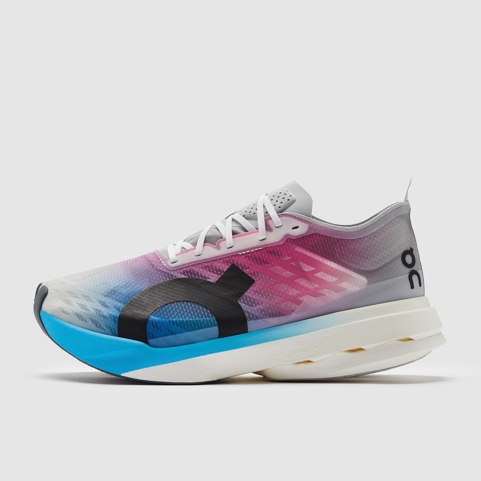 إضراب كلاودبوم الصورة الرئيسية