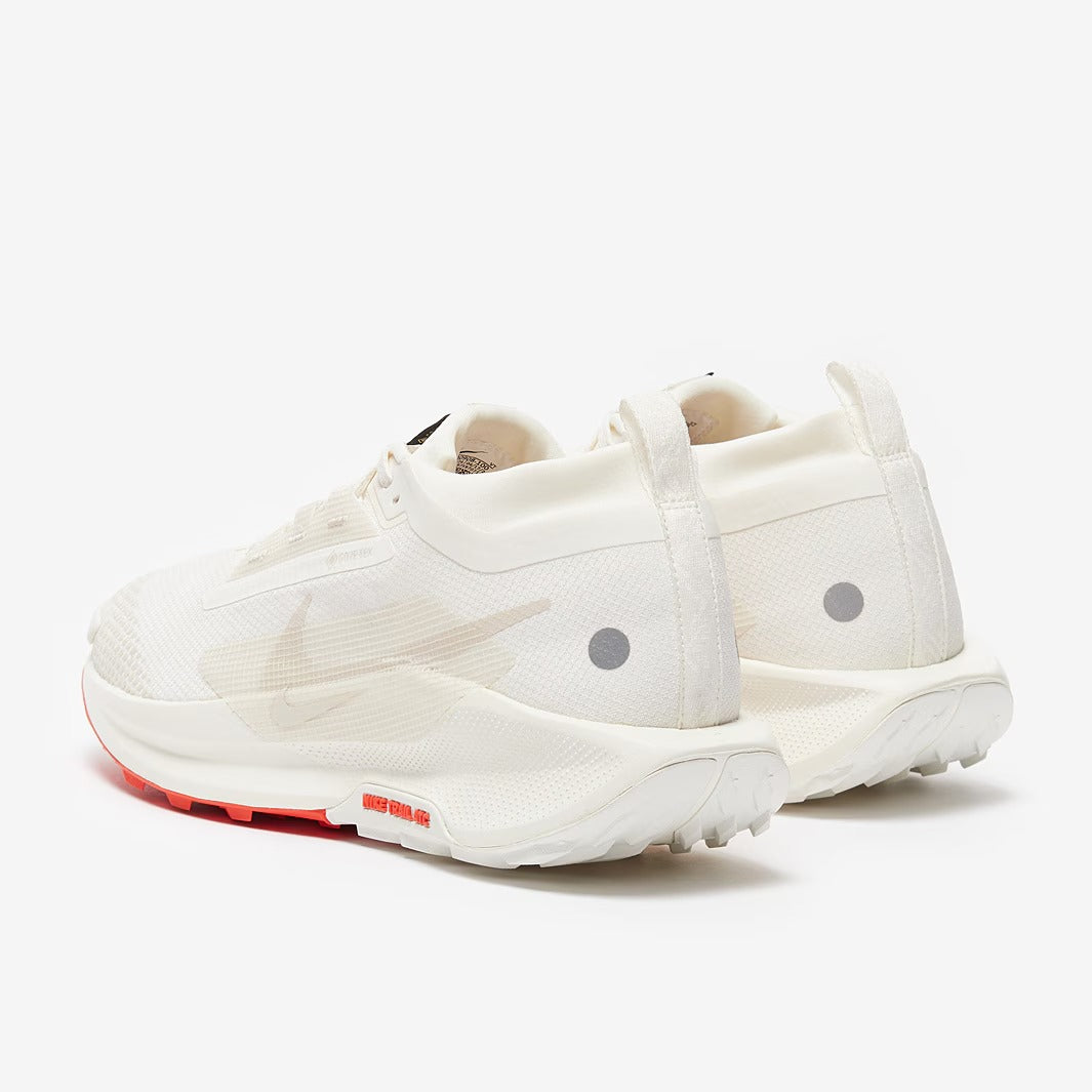 نايكي رياكت إكس بيغاسوس تريل 5 غور-تكس