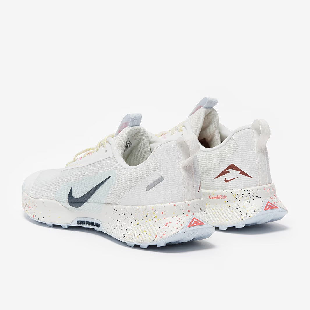 حذاء نايكي جونيبر تريل 3