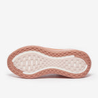 حذاء نايكي فوميرو بلس النسائي