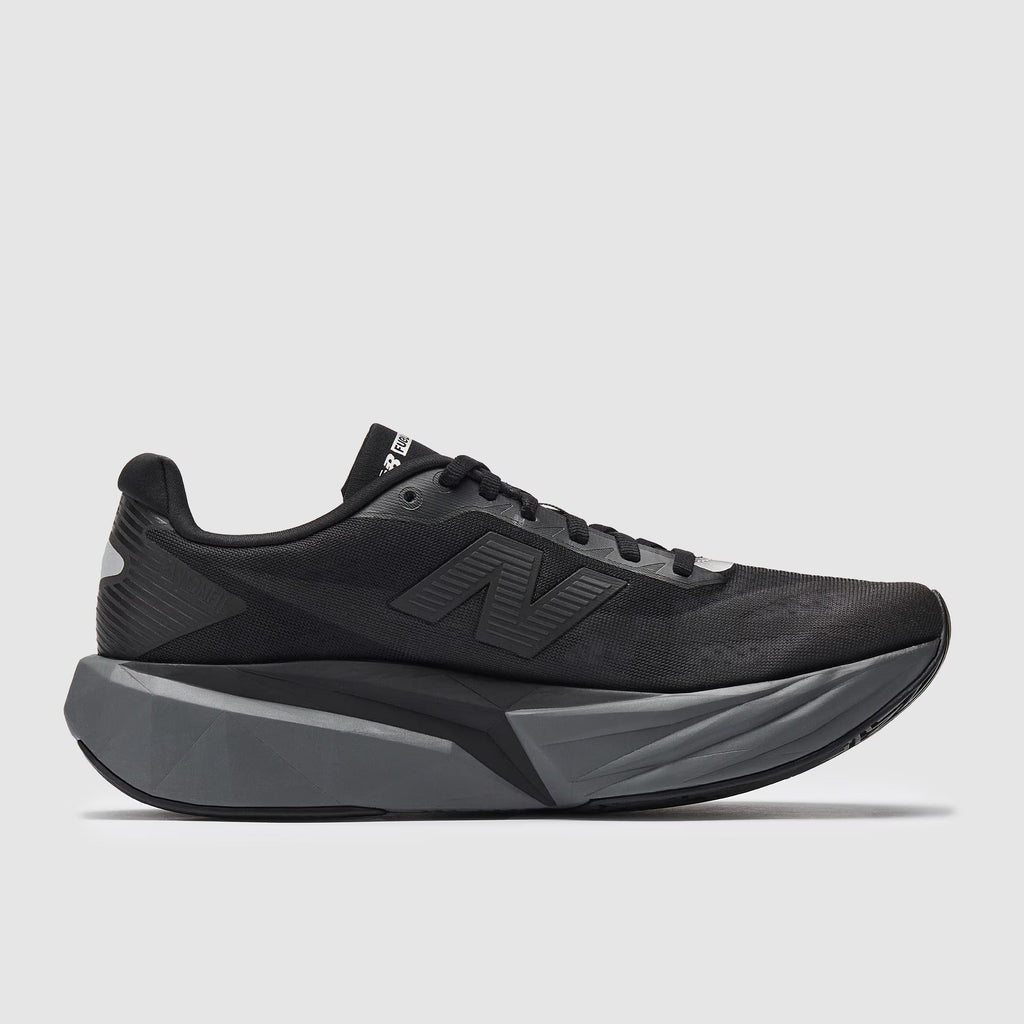 نيو بالانس فيولسيل ريبيل V5