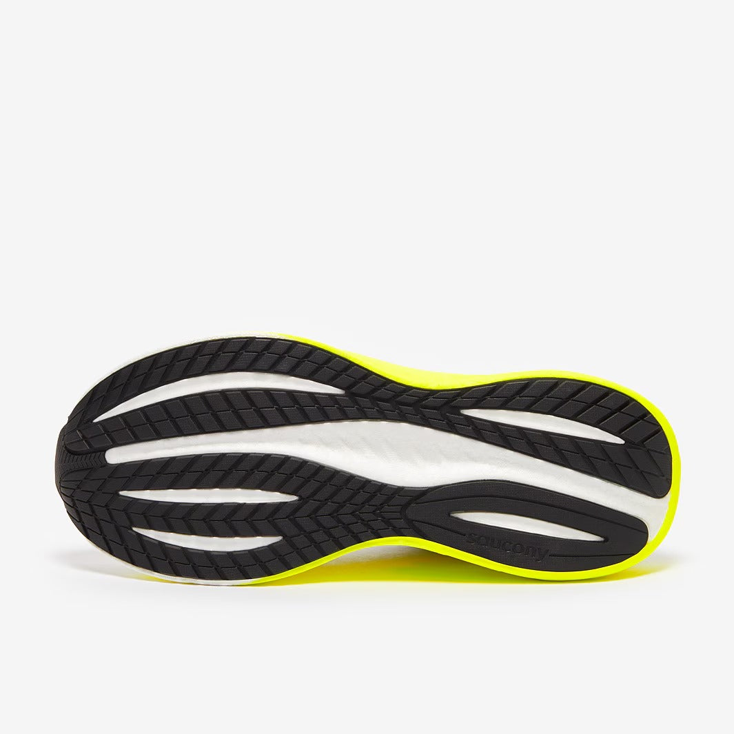 ساكوني تريومف 22