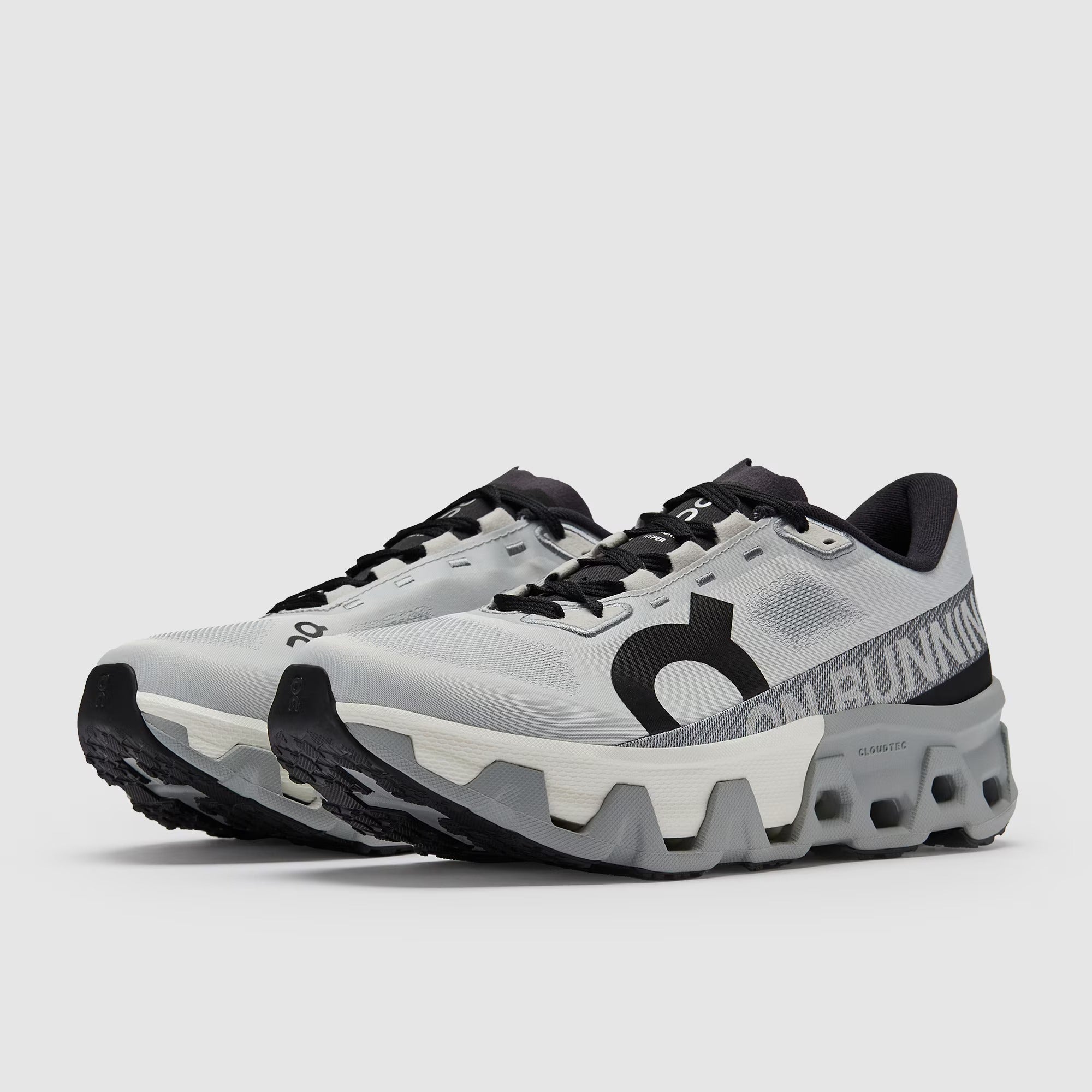 On Cloudmonster Hyper