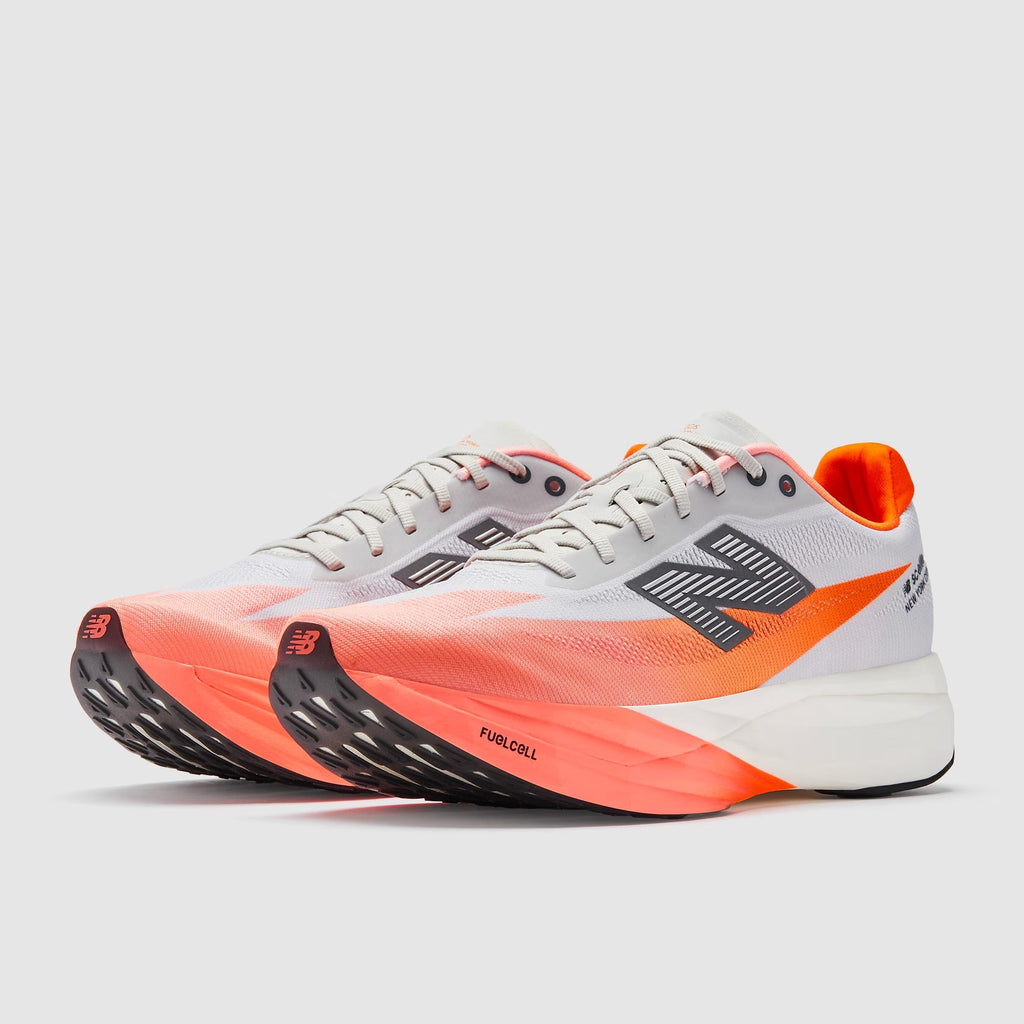 نيو بالانس فيول سيل سوبر كومب إيليت V5 إصدار نيويورك