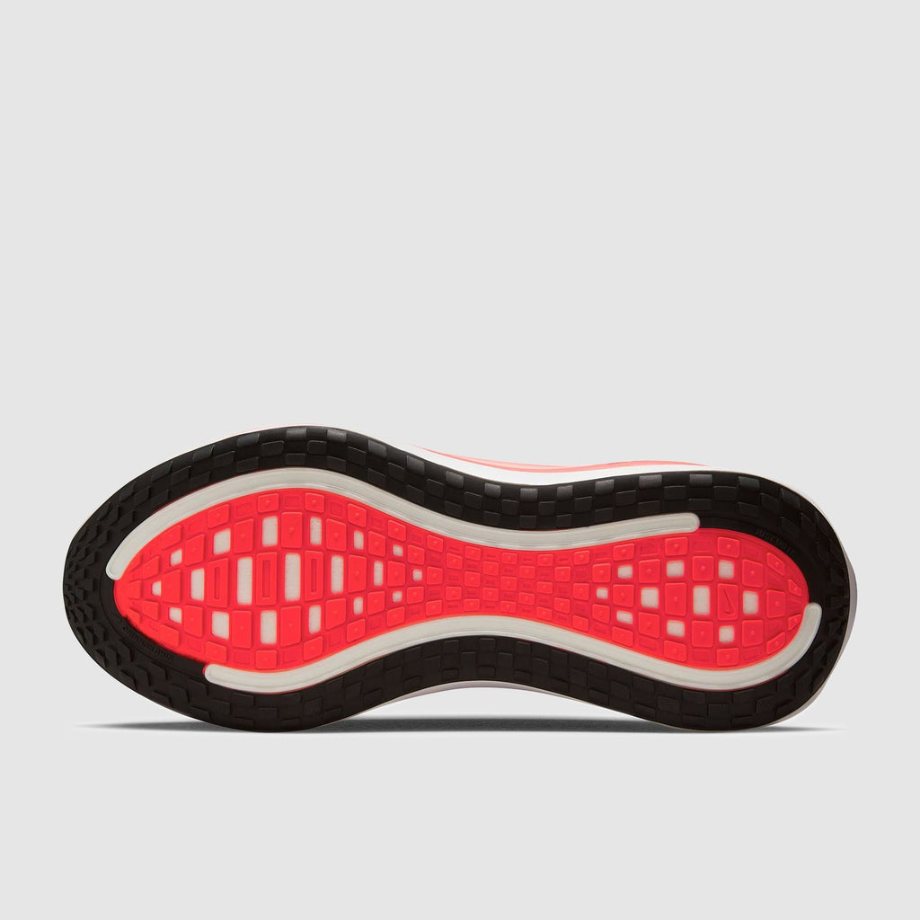 نايكي فوميرو بلس