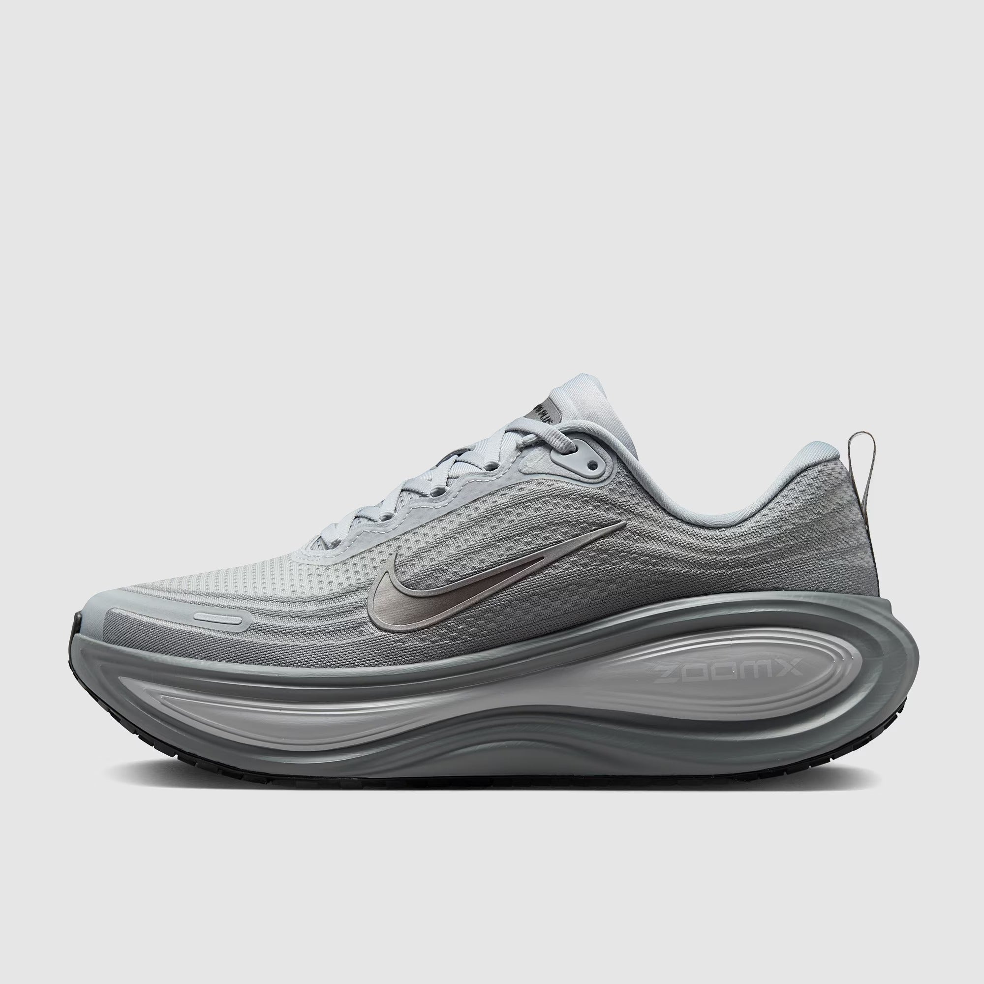 نايكي فوميرو بلس