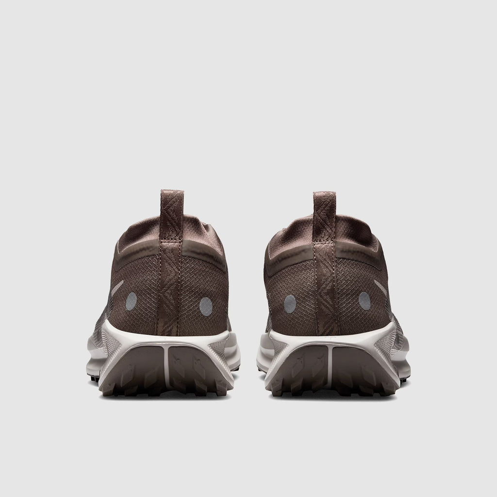 نايكي رياكت إكس بيغاسوس تريل 5 غور-تكس مقاوم للماء