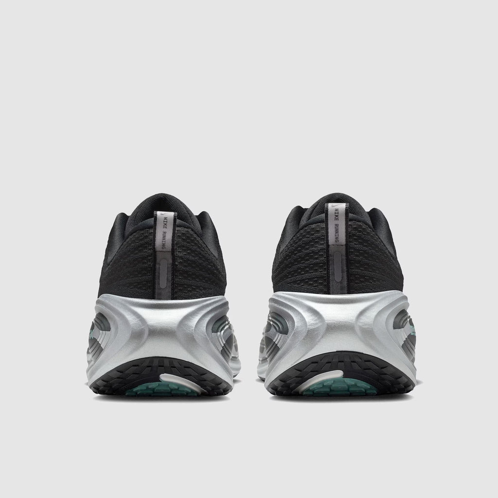 نايكي فوميرو بلس