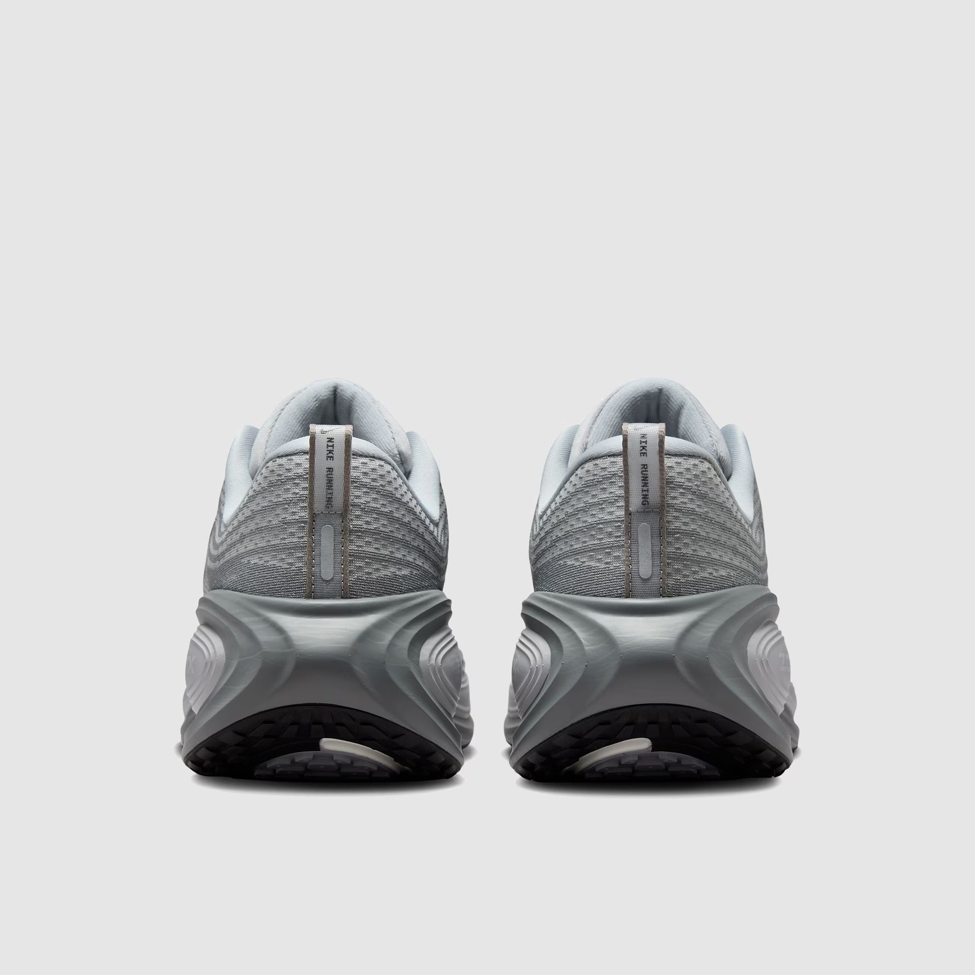 نايكي فوميرو بلس