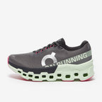 اون  حذاء كلاودمونستر 2 النسائي