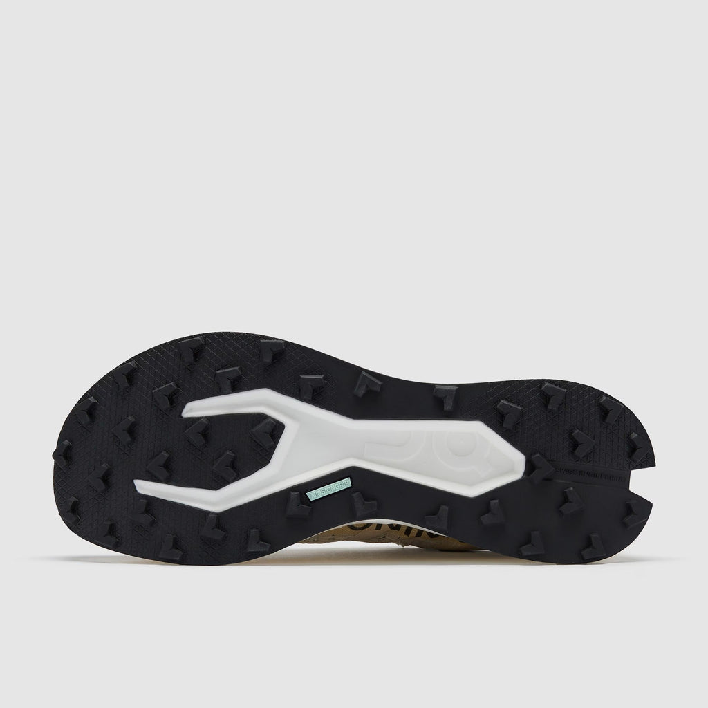 أون كلاود ألترا برو