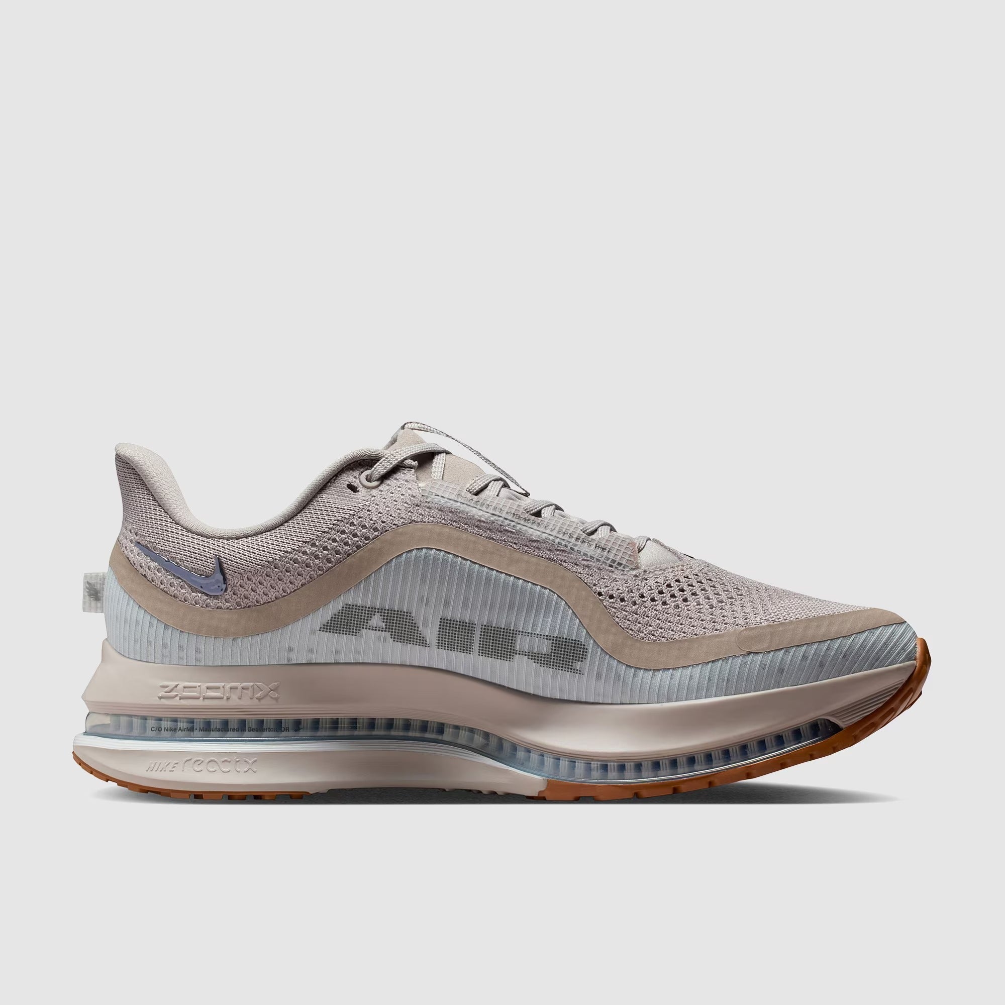 Nike Pegasus Premium Secondary image