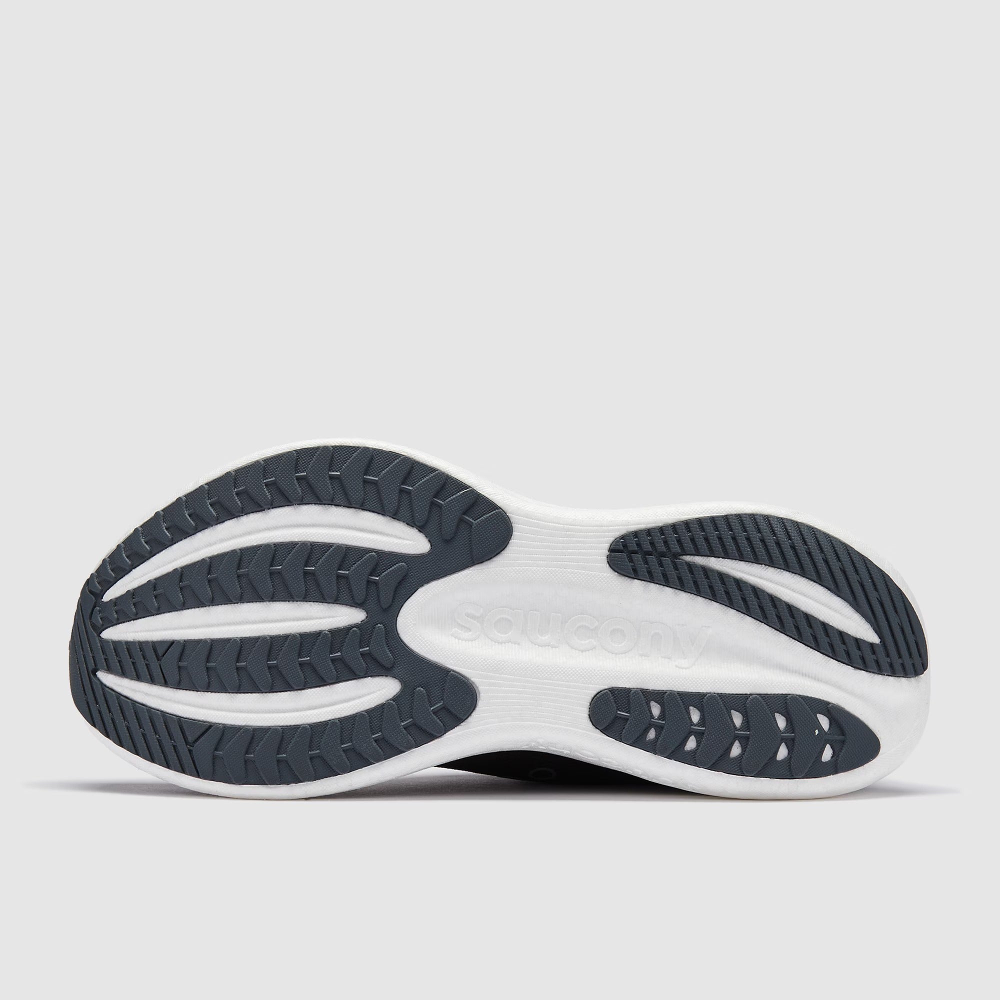 ساكوني تريومف 23