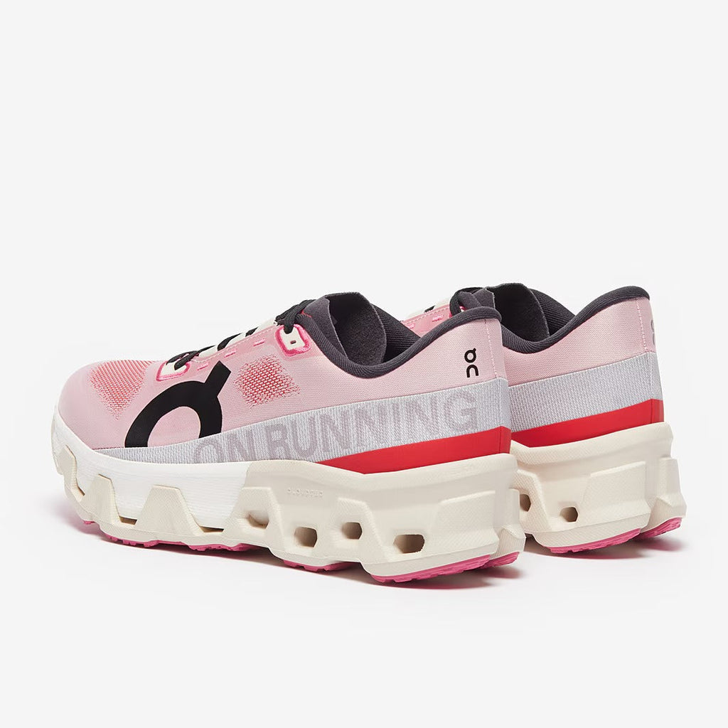 حول حذاء كلاودمونستر هايبر النسائي