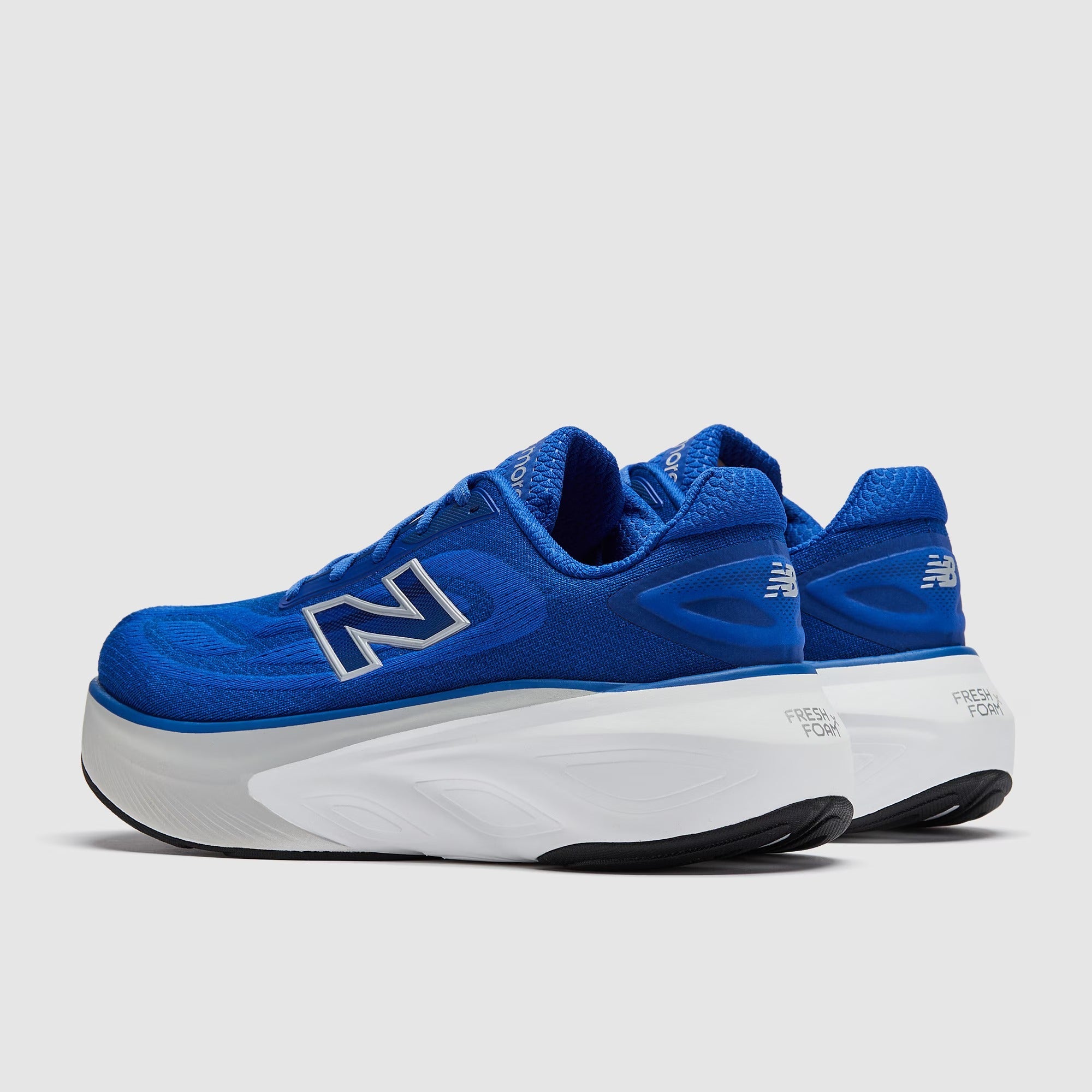 نيو بالانس فريش فوم إكس مور V6