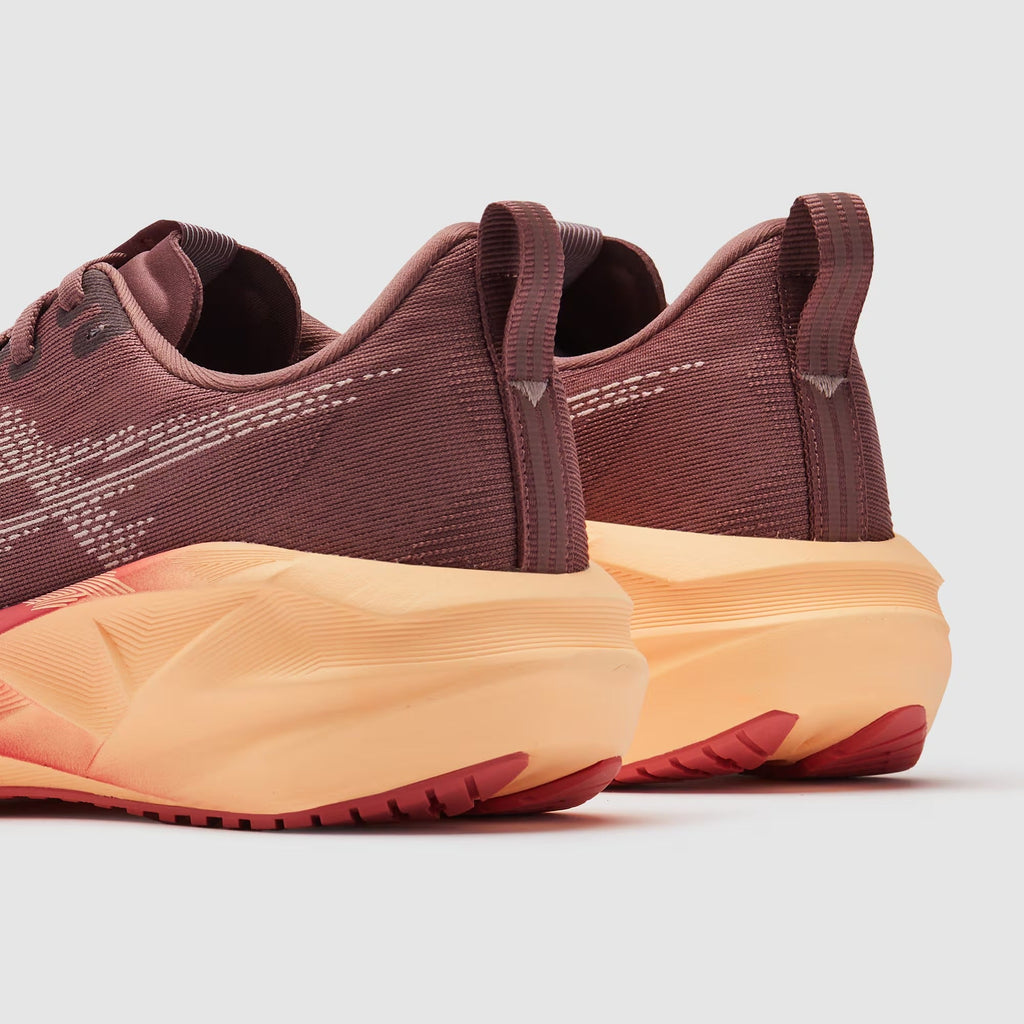 حذاء أسيكس نوفابلاست 5 النسائي