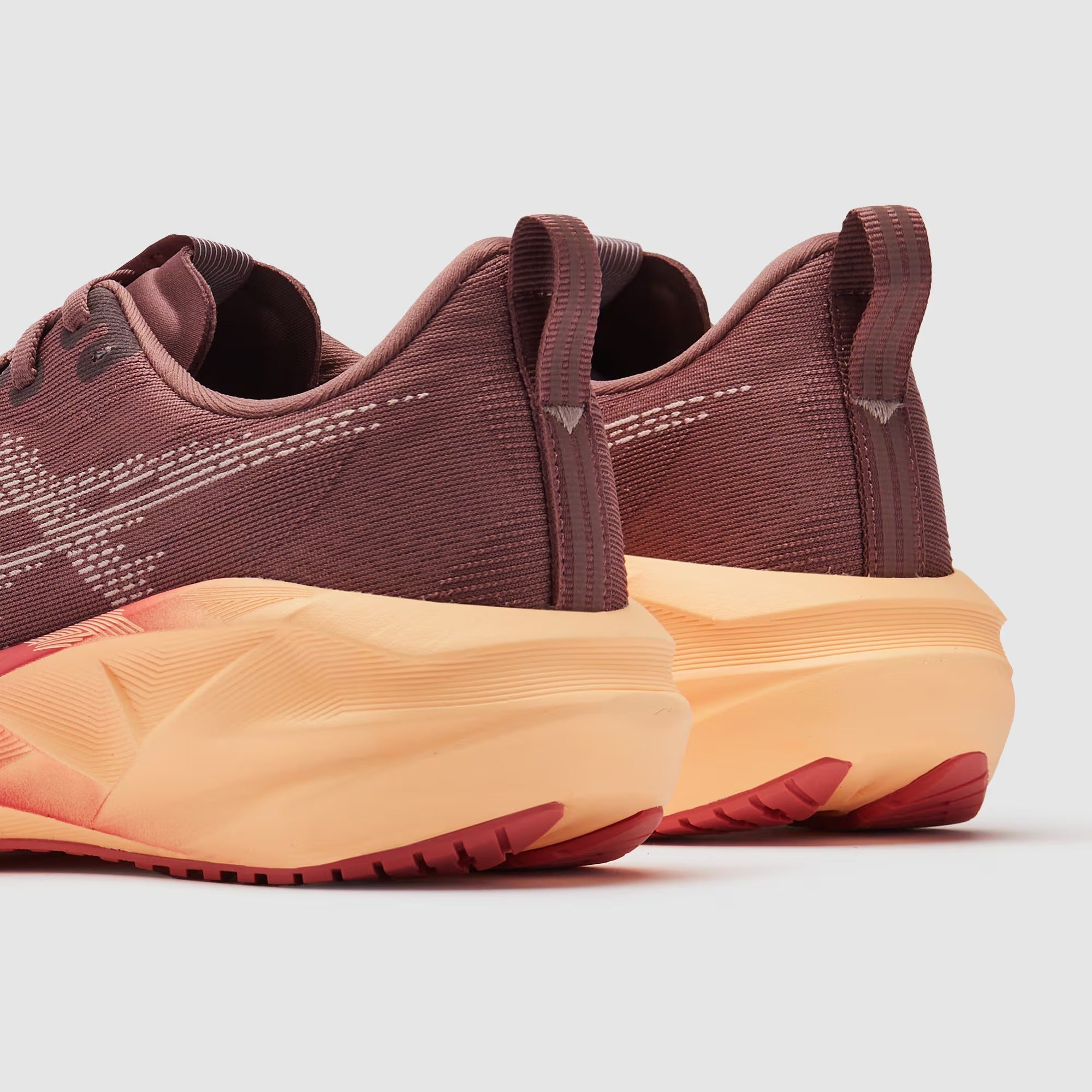 حذاء أسيكس نوفابلاست 5 النسائي