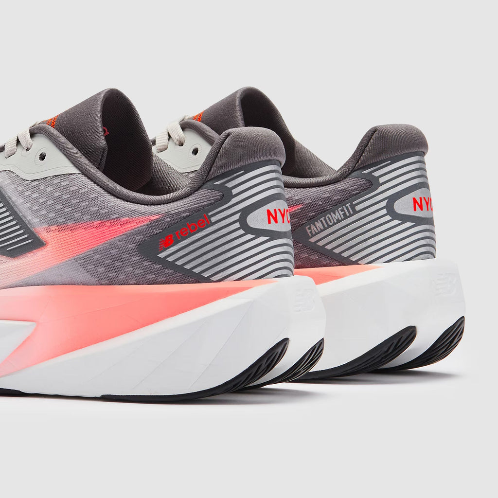 حذاء نيو بالانس النسائي Fuelcell Rebel V5 إصدار نيويورك