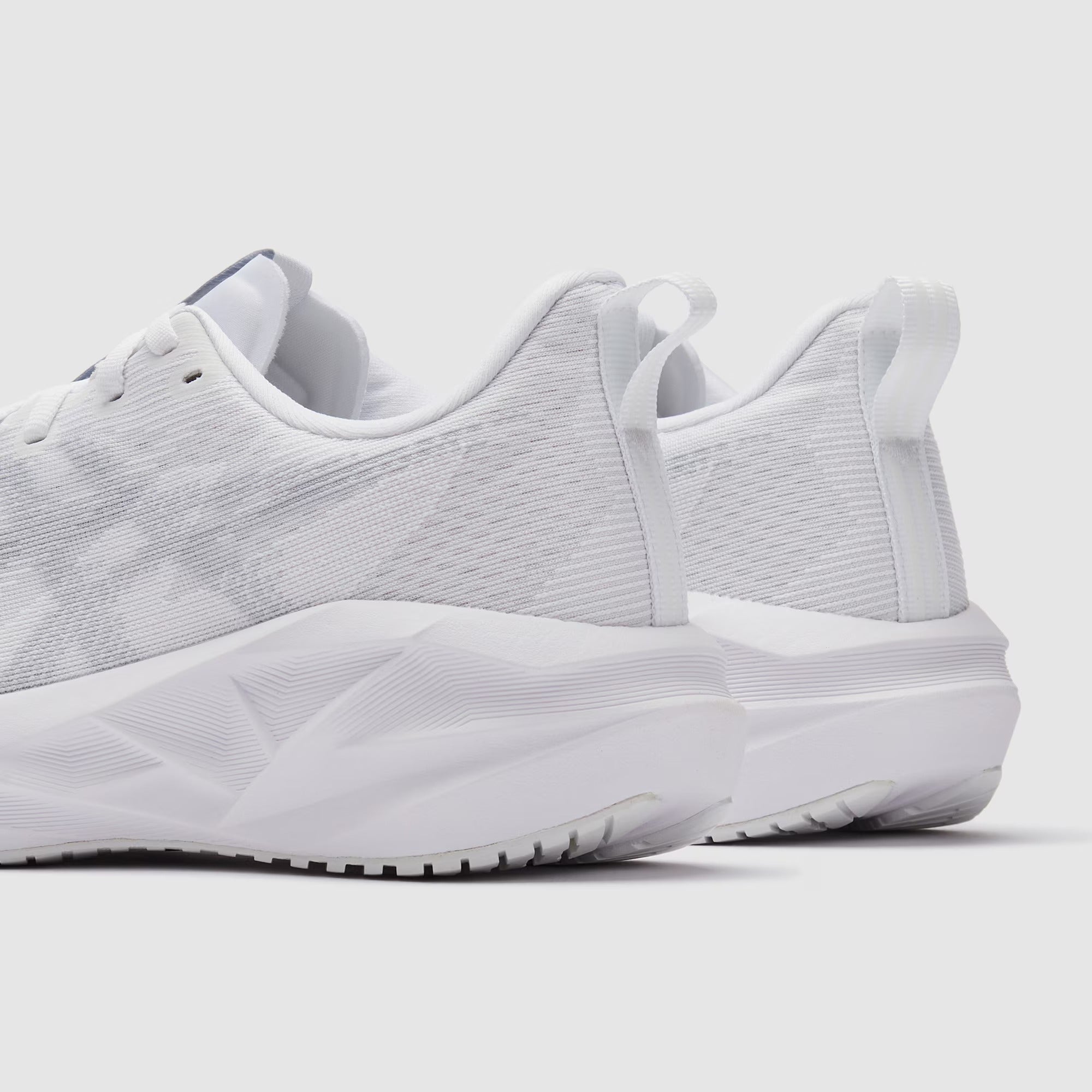 حذاء أسيكس نوفابلاست 5 النسائي