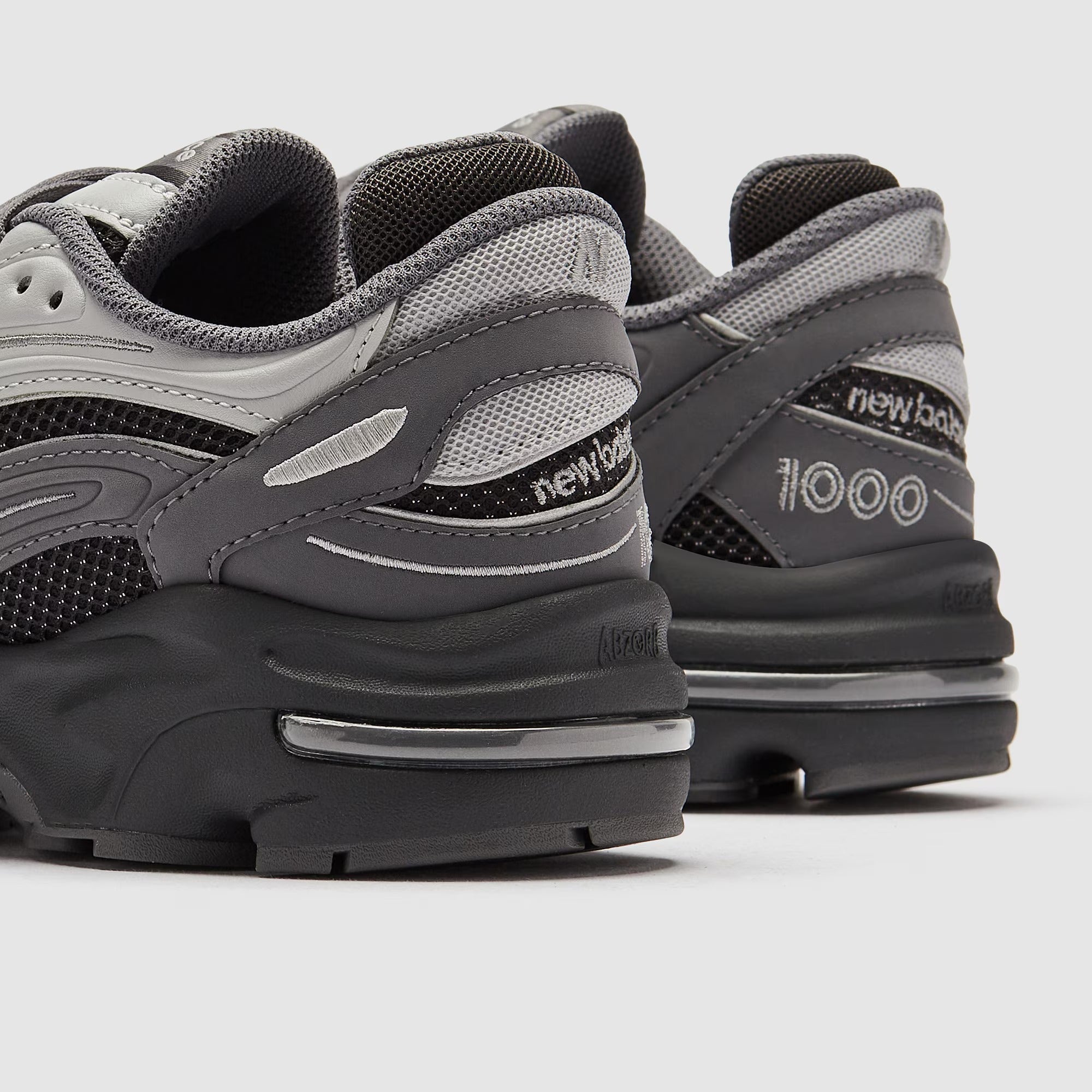 نيو بالانس 1000