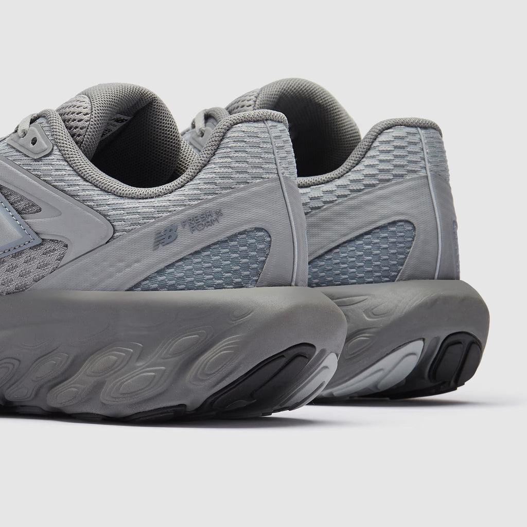 نيو بالانس تي آر إن