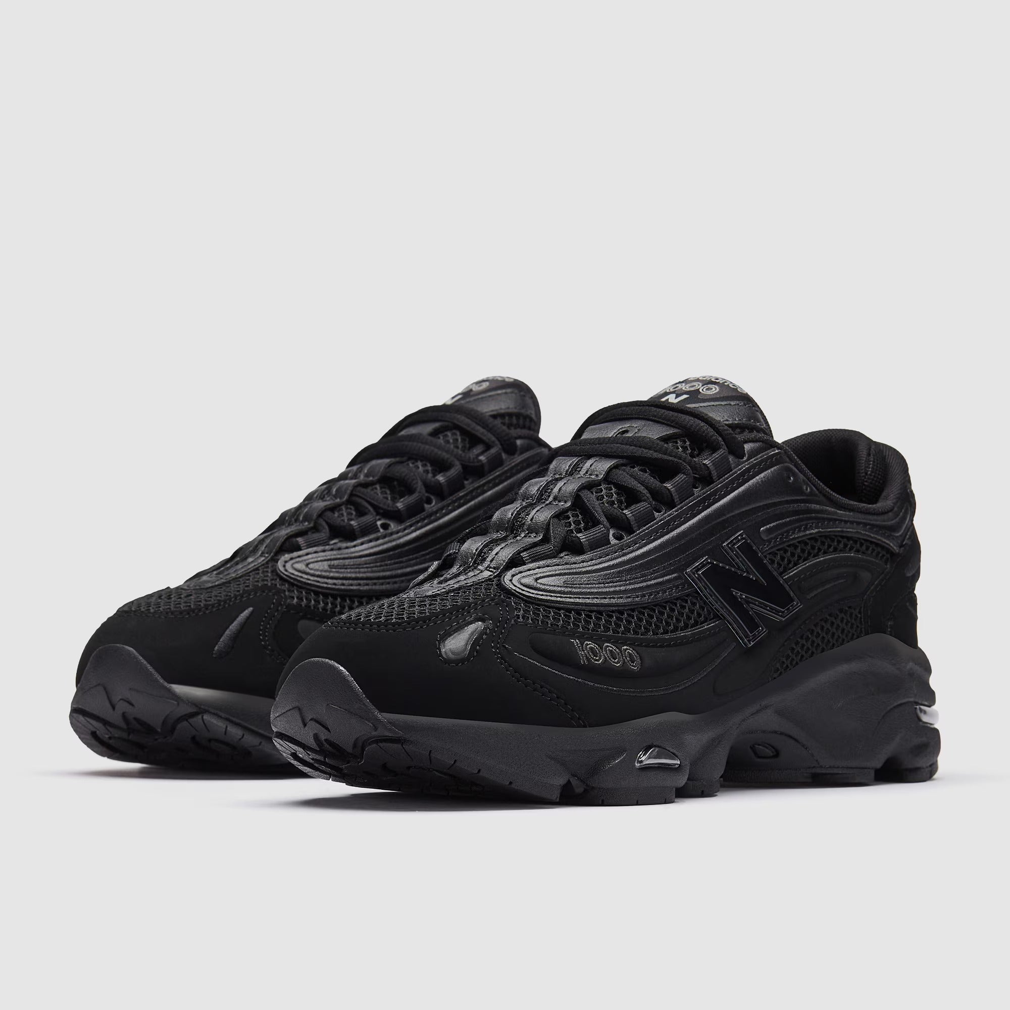 نيو بالانس 1000